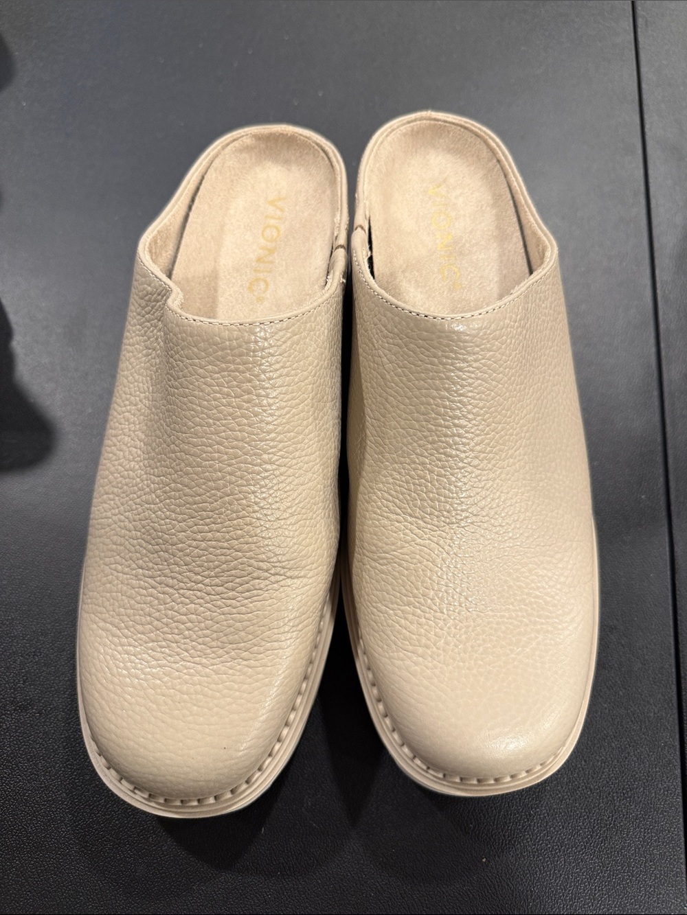Vionic Women's Beige Leather Mule Clogs